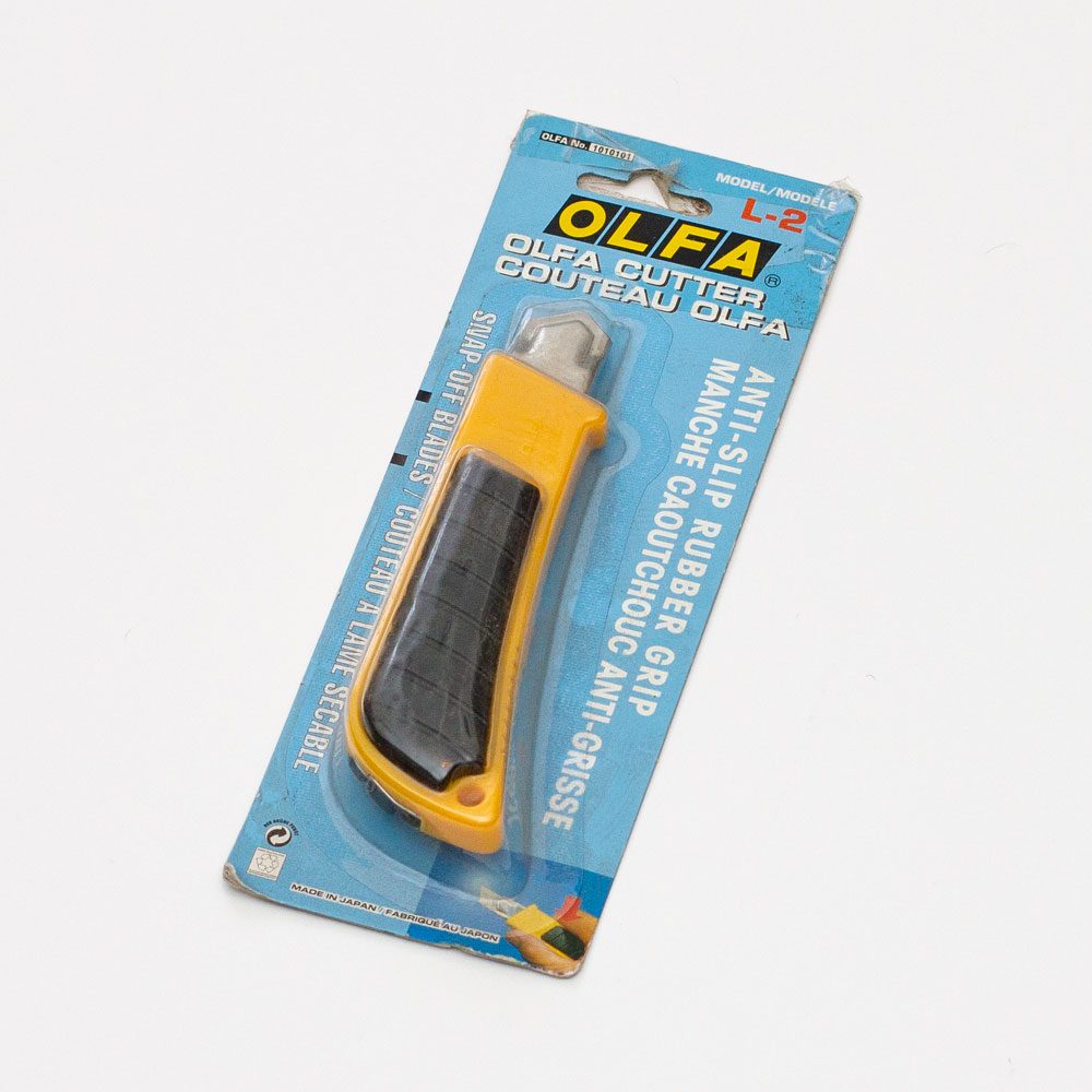 Olfa L-2. Нож с выдвижным лезвием